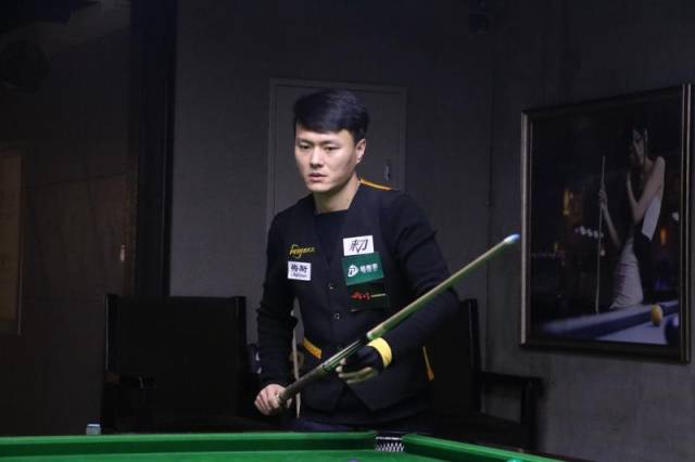 牌而占据上 牌而占据上