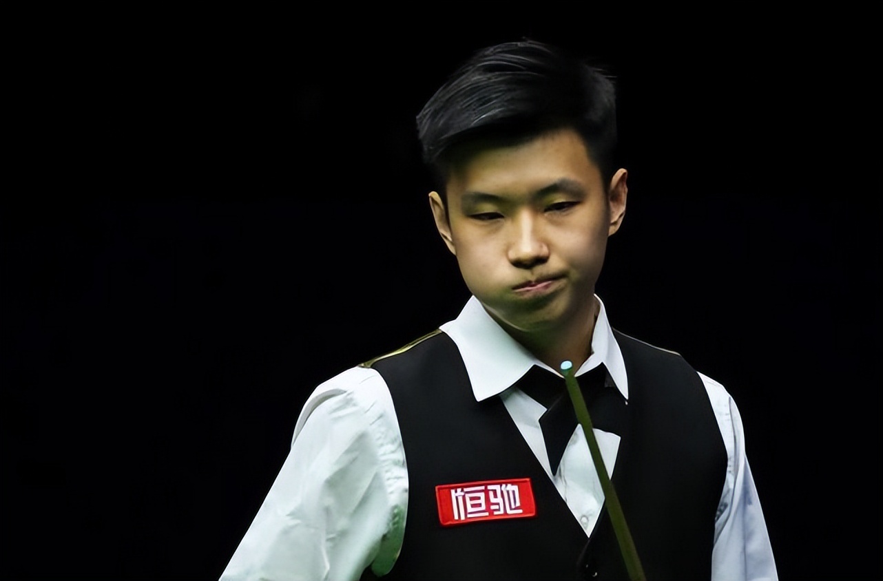 出现一个有 出现一个有